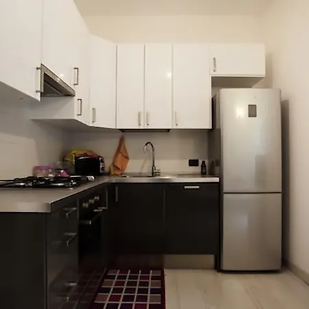 Apartment Loreto Milan